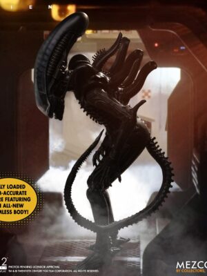 Mezco One:12 Alien