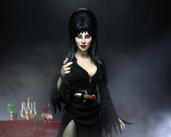 NECA Clothed Elvira Mistress of the Dark