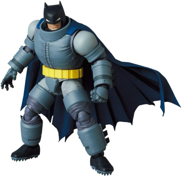 Medicom Mafex The Dark Knight Returns Armored Batman